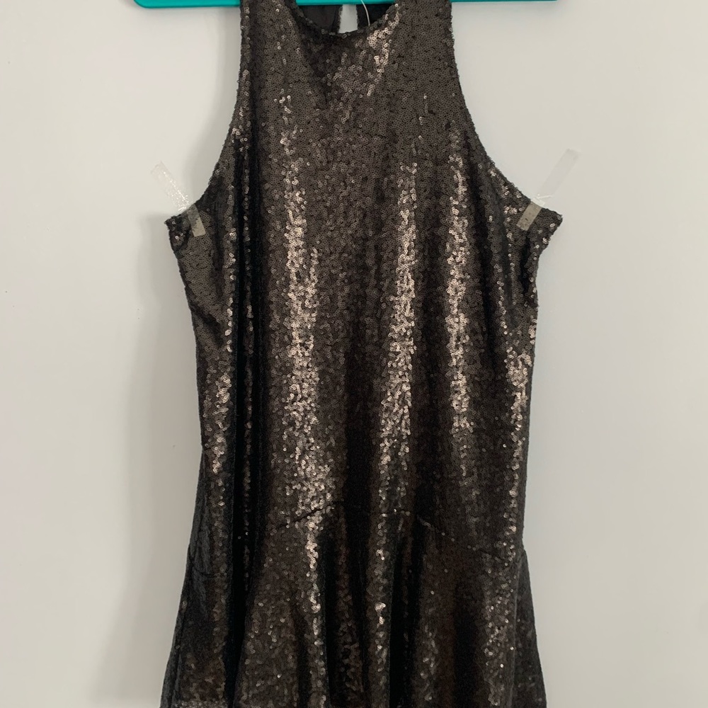 Free People NWOT Black Sequin Shift Mini Size Large 3/4 length Peephole …